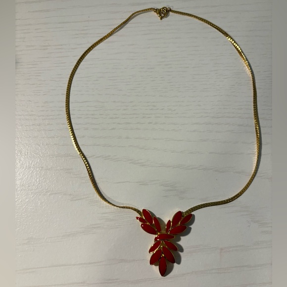 Red Pendant Gold Necklace 🔴⚜️BUNDLE 3 JEWELRY ITEMS AND THE LOWEST ITEM IS FREE - Picture 3 of 8